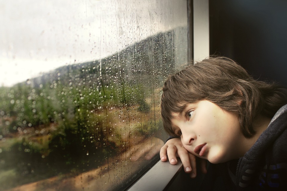 夢占い 雨の夢が示す３９の意味とは 雨が降る 打たれる 雨漏りなど ロジカル夢占い